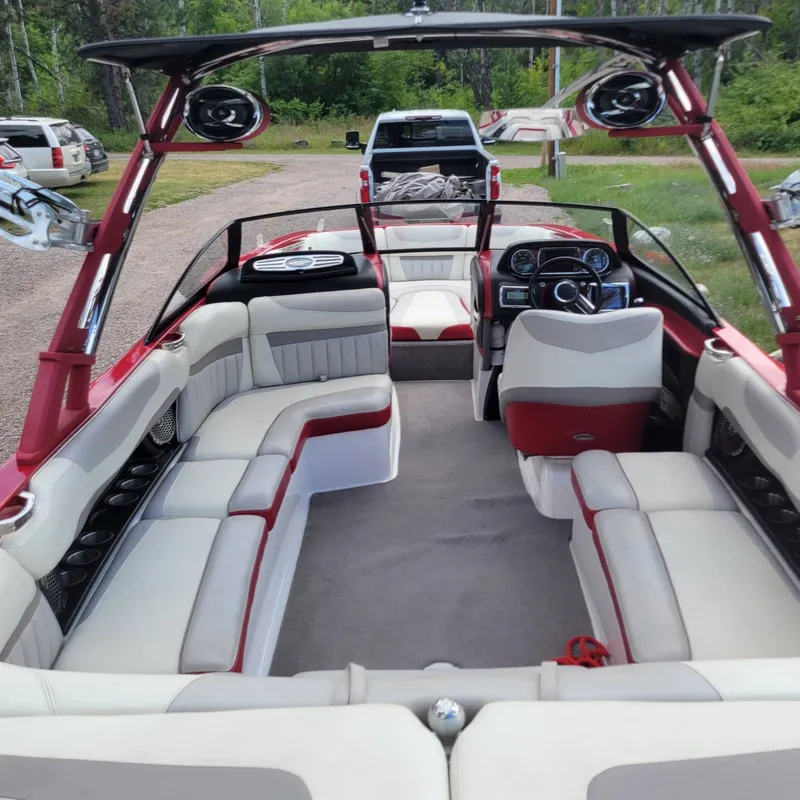 Slide: The Image of Malibu Wakesetter 24 MXZ 2014 - 5