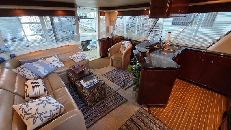 Slide: The Image of Meridian 490 Pilothouse 2008 - 13