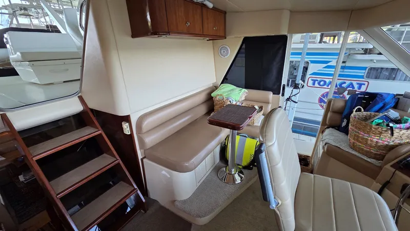 Slide: The Image of Meridian 490 Pilothouse 2008 - 27