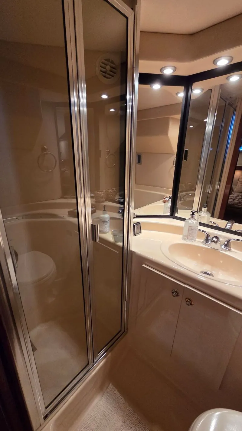 Slide: The Image of Meridian 490 Pilothouse 2008 - 44