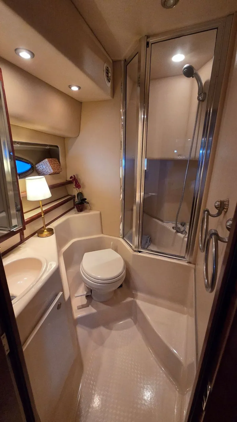 Slide: The Image of Meridian 490 Pilothouse 2008 - 50