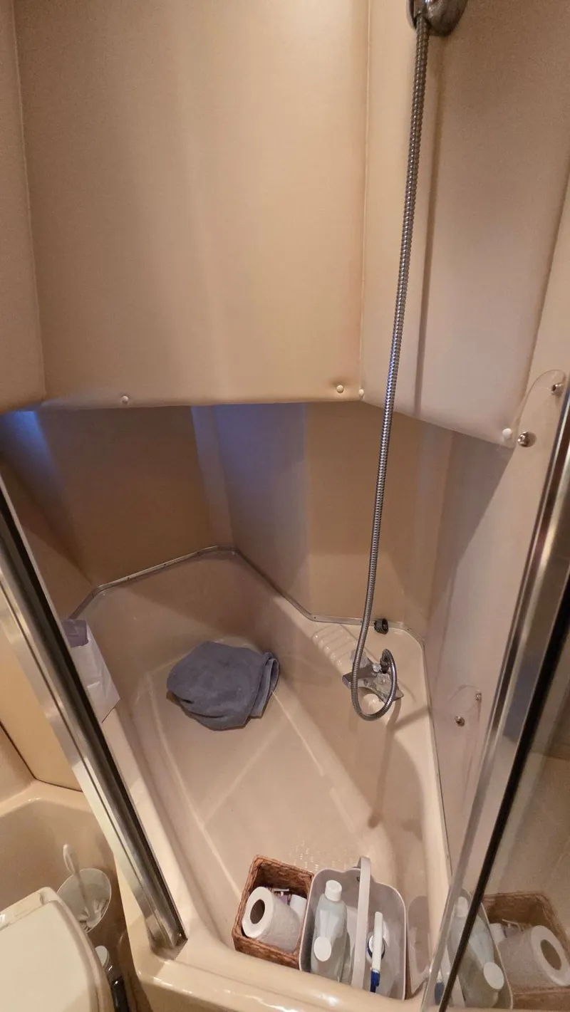 Slide: The Image of Meridian 490 Pilothouse 2008 - 51