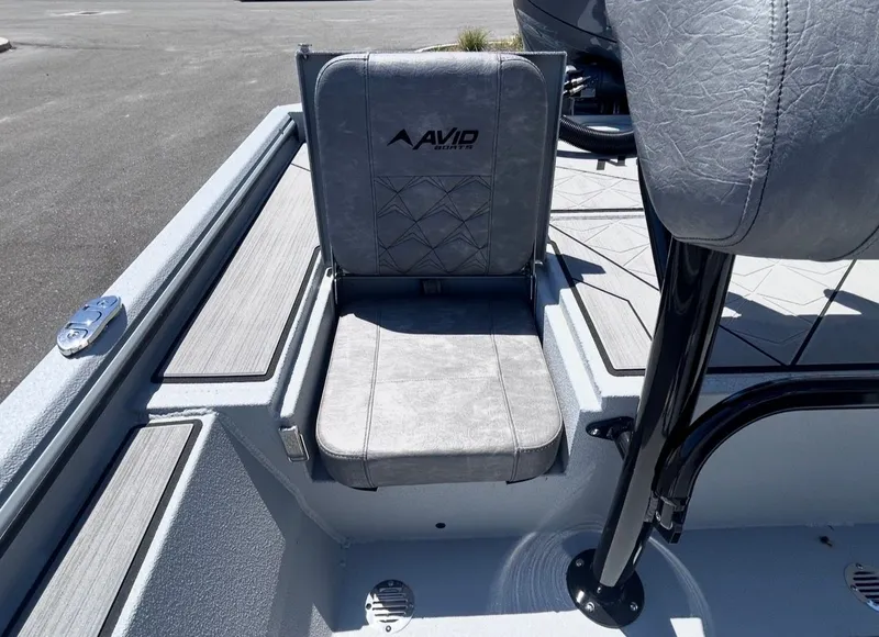 Slide: The Image of Avid 22 Recon 2026 boat seat with gray design. - 8