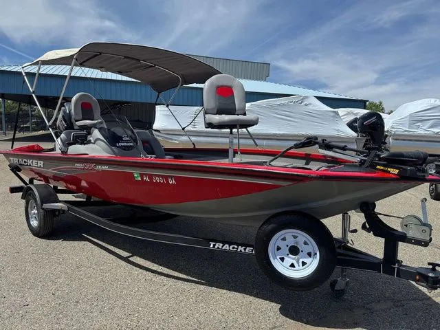 Slide: The Image of Tracker Pro Team 175 TXW 2016 - 15