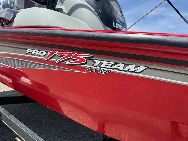 Slide: The Image of Tracker Pro Team 175 TXW 2016 - 20