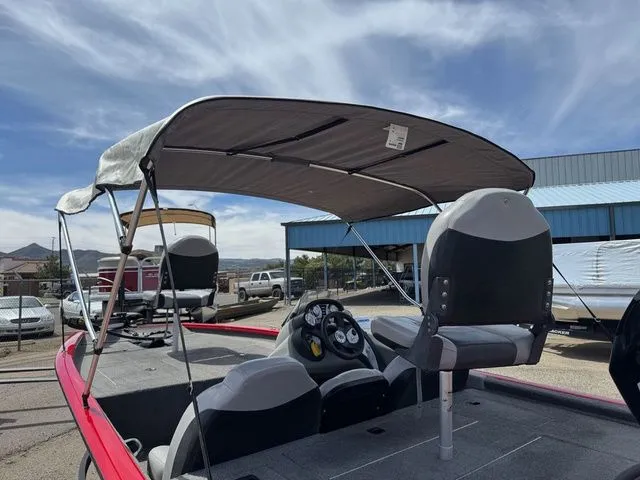 Slide: The Image of Tracker Pro Team 175 TXW 2016 - 50