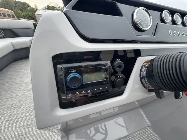 Slide: The Image of Viaggio V20C Tri-Toon 2026 - 10