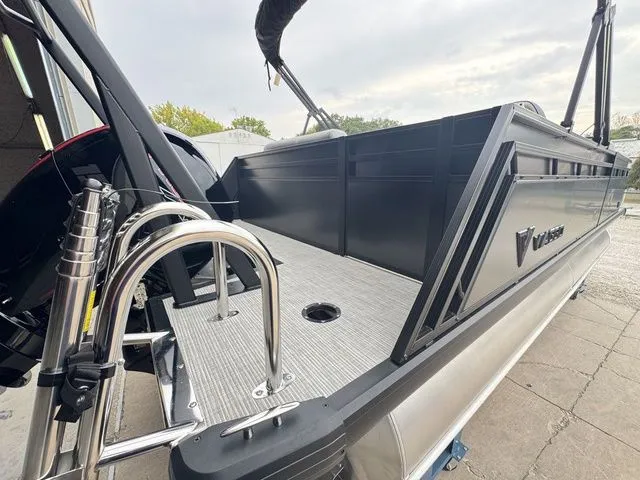 Slide: The Image of Viaggio V20C Tri-Toon 2026 - 24