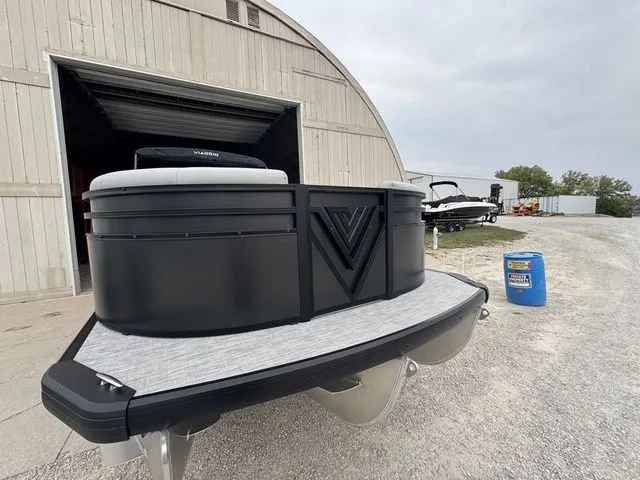 Slide: The Image of Viaggio V20C Tri-Toon 2026 - 5