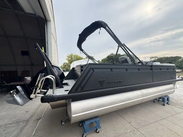 Slide: The Image of Viaggio V20C Tri-Toon 2026 - 6