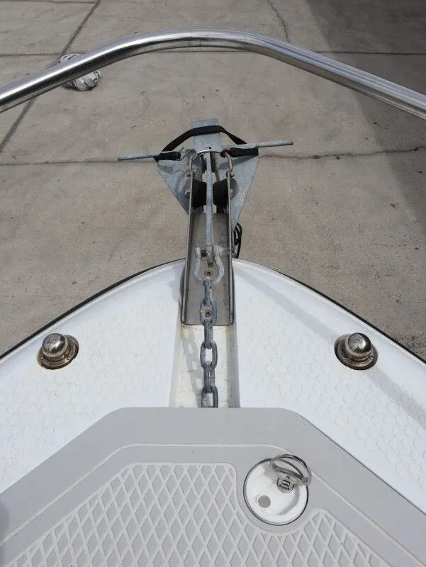Slide: The Image of Triumph 210 CC 2003 - 13