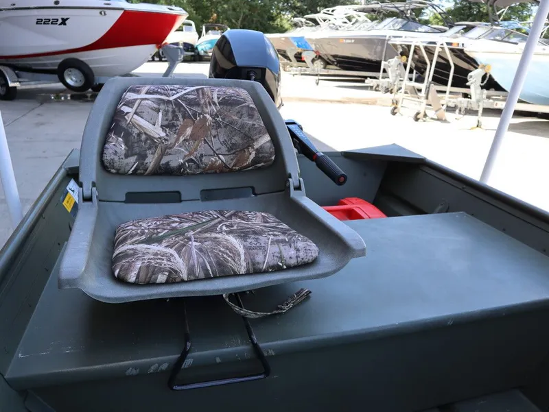 Slide: The Image of Alumacraft 1436 Light 2018 - 11