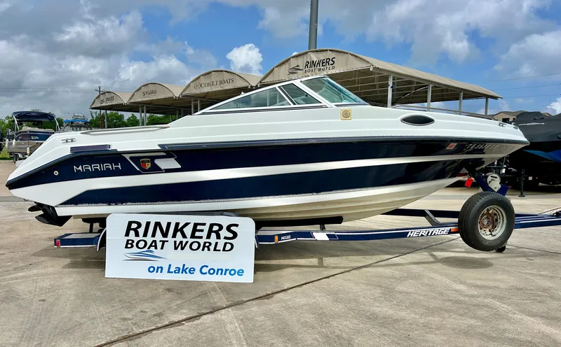 Slide: The Image of 1993 Mariah MX20 C boat at Rinkers Boat World. - 2