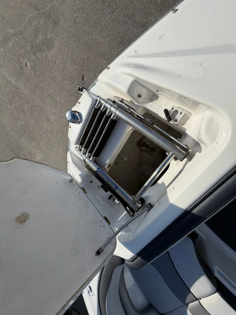 Slide: The Image of Yamaha 212X 2015 - 7