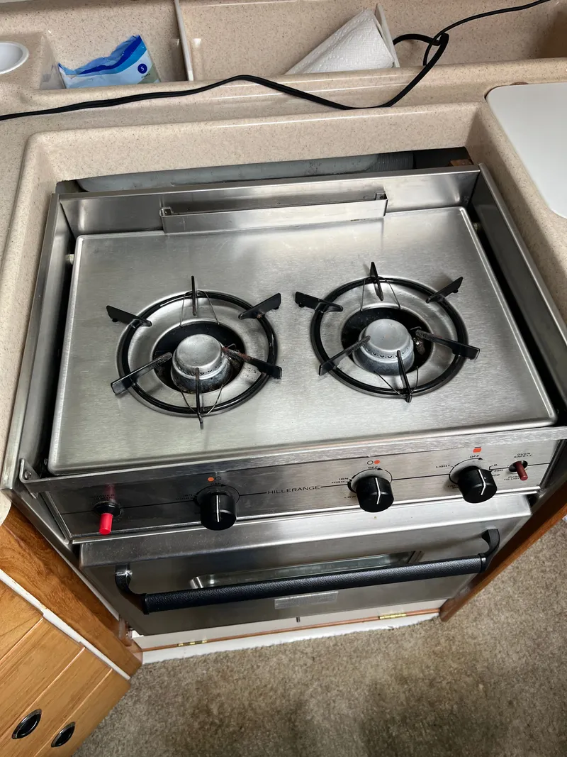 Slide: The Image of Stove in Catalina 28 MkII sailboat, year 2000. - 12