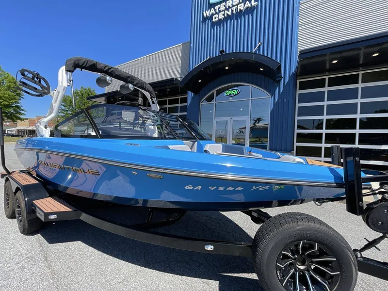 Slide: The Image of Nautique ski 200 2024 - 6