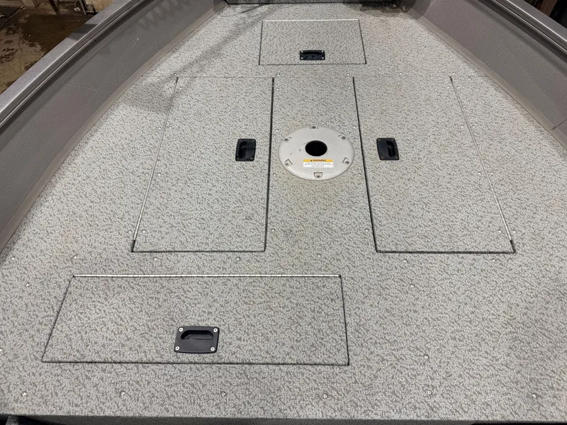 Slide: The Image of Crestliner 1650 Discovery Aluminum Fishing Boat - $13,995 2021 - 10