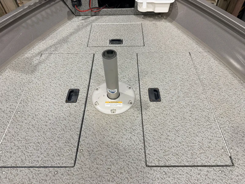 Slide: The Image of Crestliner 1650 Discovery Aluminum Fishing Boat - $13,995 2021 - 14