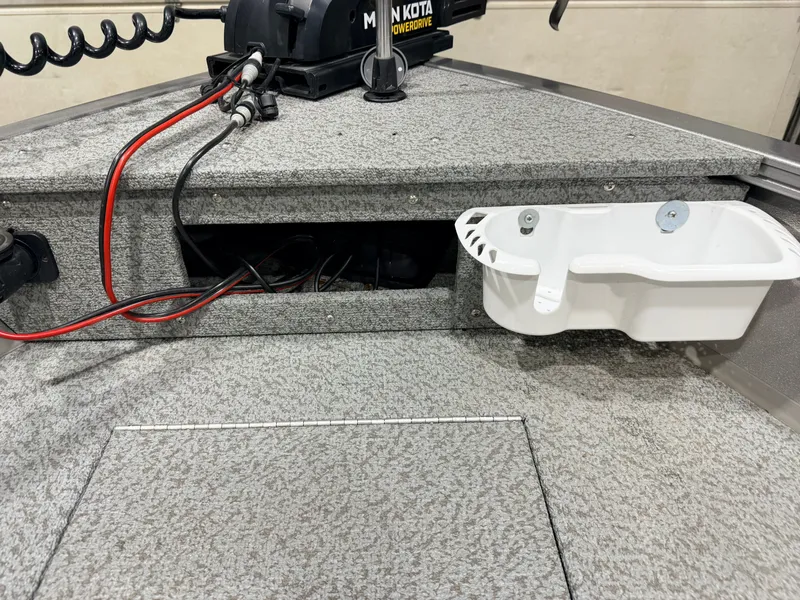 Slide: The Image of Crestliner 1650 Discovery Aluminum Fishing Boat - $13,995 2021 - 16