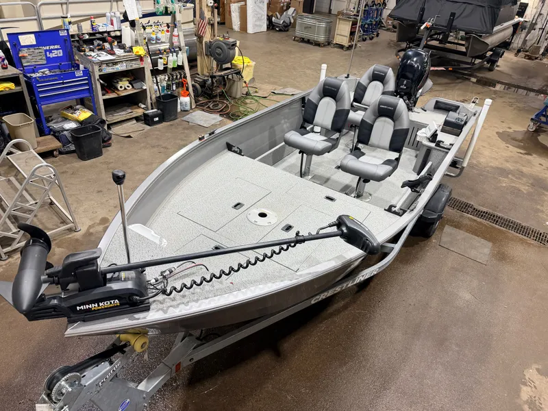 Slide: The Image of Crestliner 1650 Discovery Aluminum Fishing Boat - $13,995 2021 - 20
