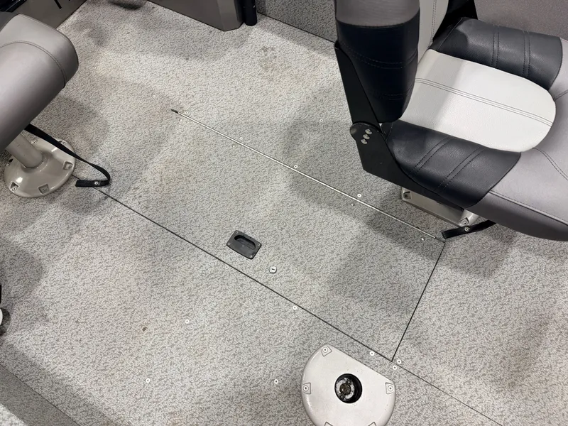 Slide: The Image of Crestliner 1650 Discovery Aluminum Fishing Boat - $13,995 2021 - 23