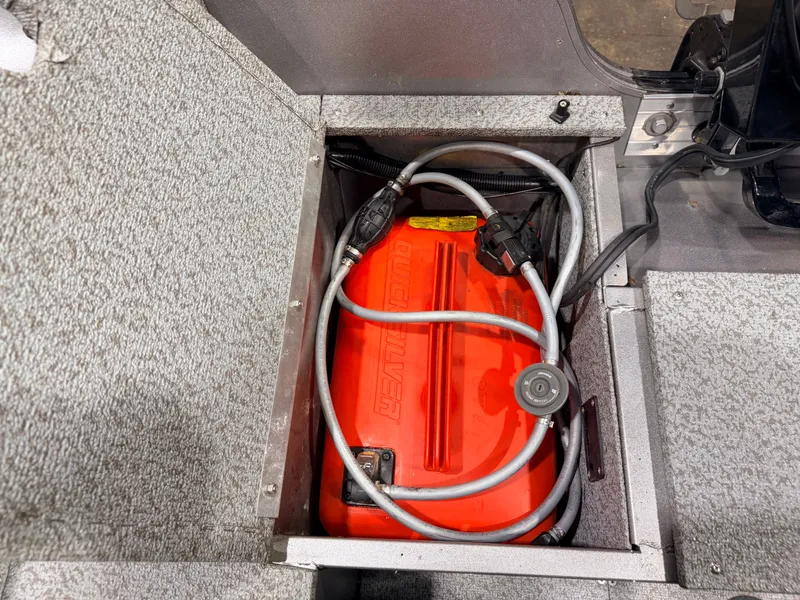 Slide: The Image of Crestliner 1650 Discovery Aluminum Fishing Boat - $13,995 2021 - 31