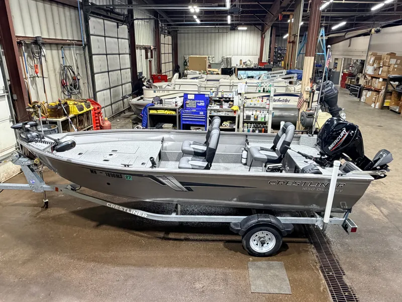 Slide: The Image of Crestliner 1650 Discovery Aluminum Fishing Boat - $13,995 2021 - 4
