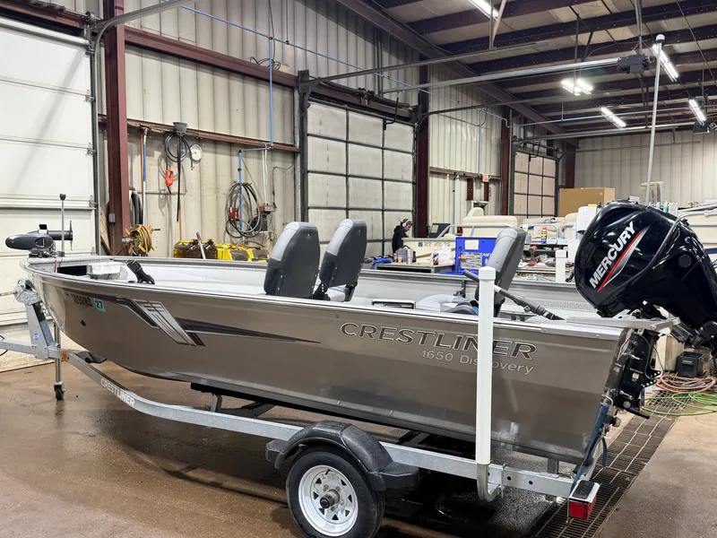 Slide: The Image of Crestliner 1650 Discovery Aluminum Fishing Boat - $13,995 2021 - 40