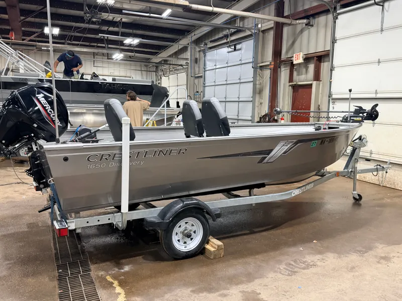 Slide: The Image of Crestliner 1650 Discovery Aluminum Fishing Boat - $13,995 2021 - 44