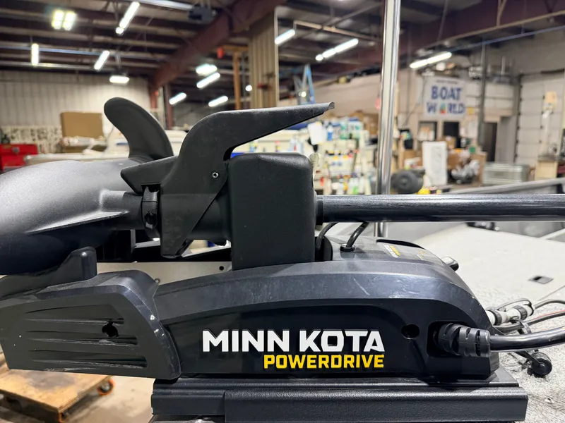 Slide: The Image of Crestliner 1650 Discovery Aluminum Fishing Boat - $13,995 2021 - 48