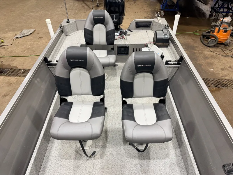 Slide: The Image of Crestliner 1650 Discovery Aluminum Fishing Boat - $13,995 2021 - 5