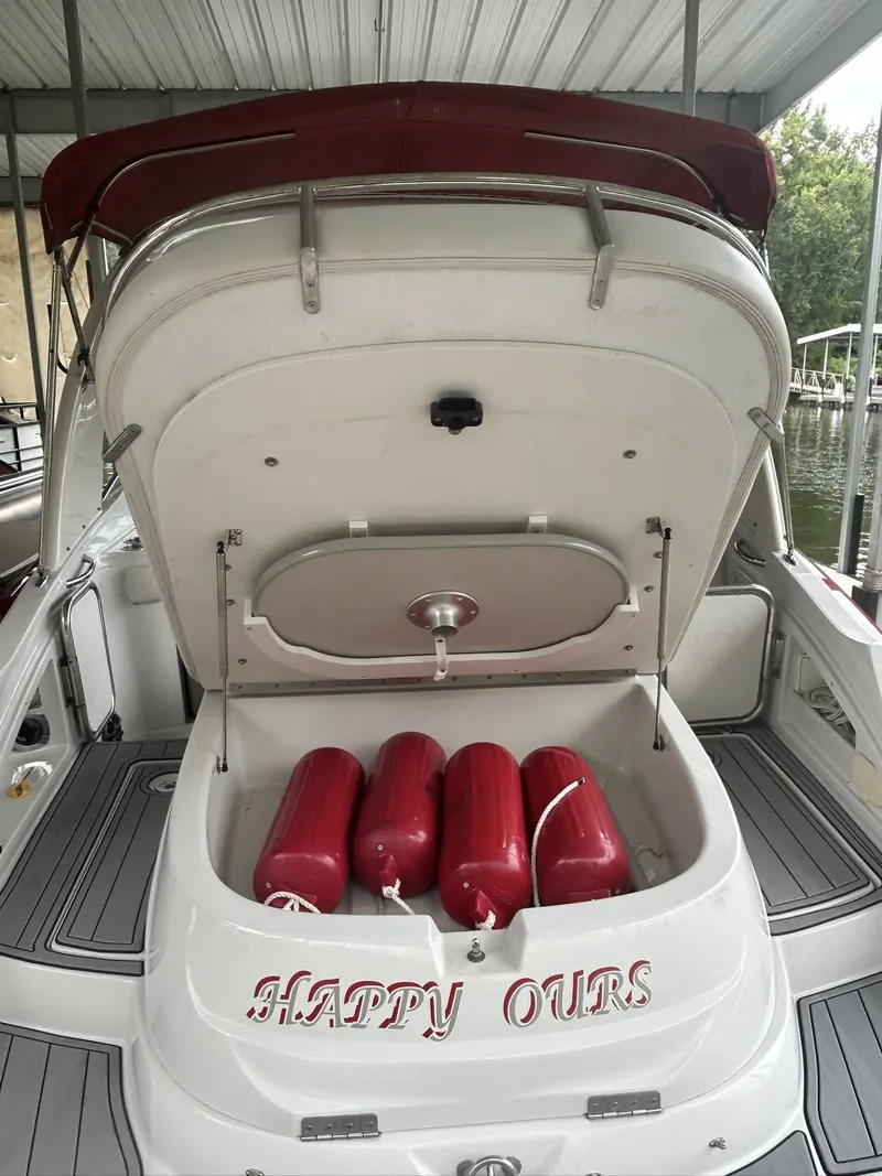 Slide: The Image of Crownline Boats Bowrider 320 LS 2008 - 9