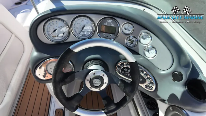 Slide: The Image of Nautique SV-211 2005 - 27