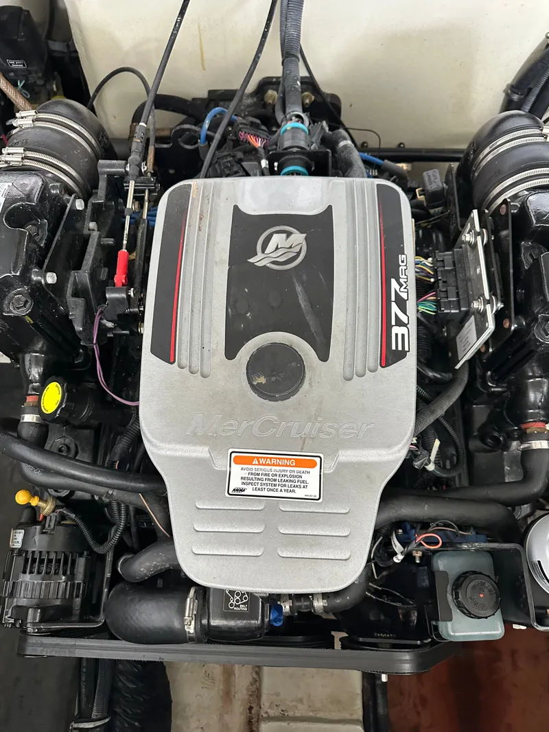 Slide: The Image of MerCruiser 377 MAG engine in a 2008 Cobalt 323 boat. - 21