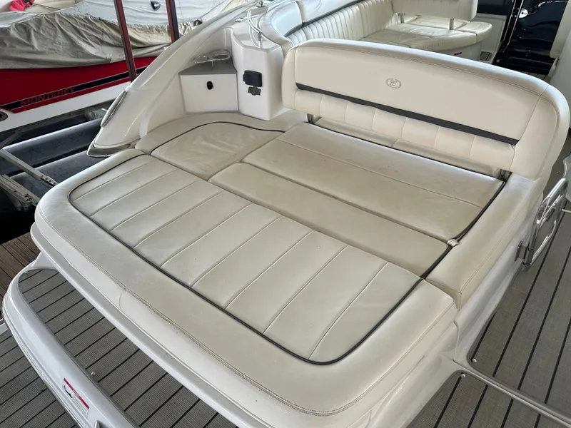 Slide: The Image of 2008 Cobalt 323 boat with white leather seating area. - 5