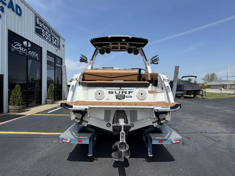 Slide: The Image of Cobalt R8 Surf 2026 - 7