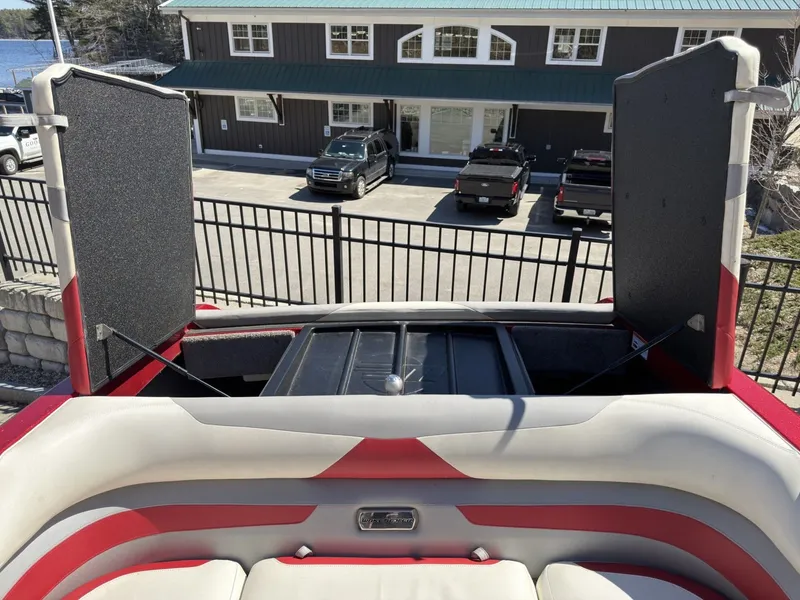 Slide: The Image of Malibu Wakesetter 23 LSV 2016 - 11