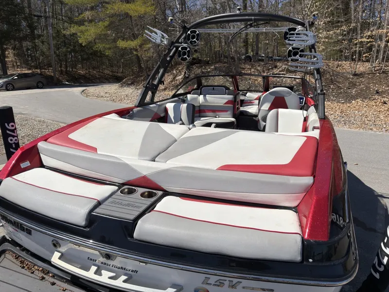 Slide: The Image of Malibu Wakesetter 23 LSV 2016 - 18