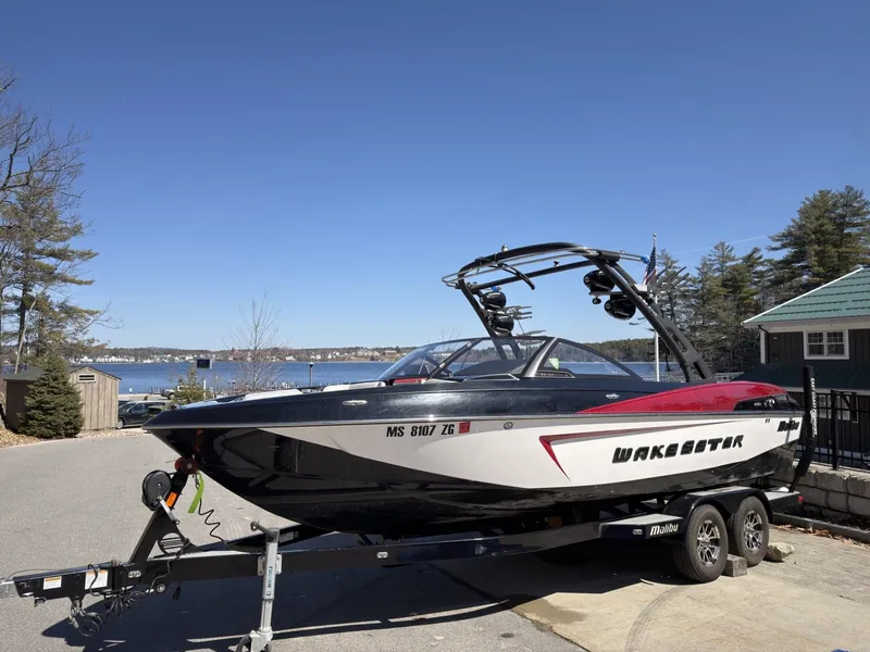 Slide: The Image of Malibu Wakesetter 23 LSV 2016 - 6