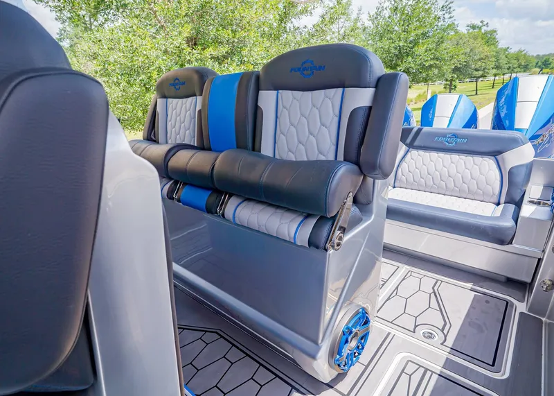 Slide: The Image of Fountain 38 SCX 2023 - 17