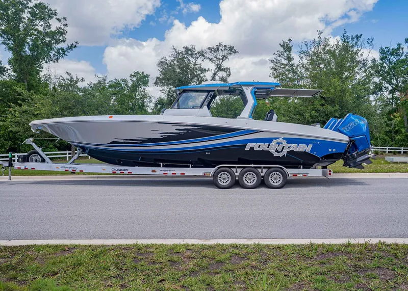 Slide: The Image of Fountain 38 SCX 2023 - 2