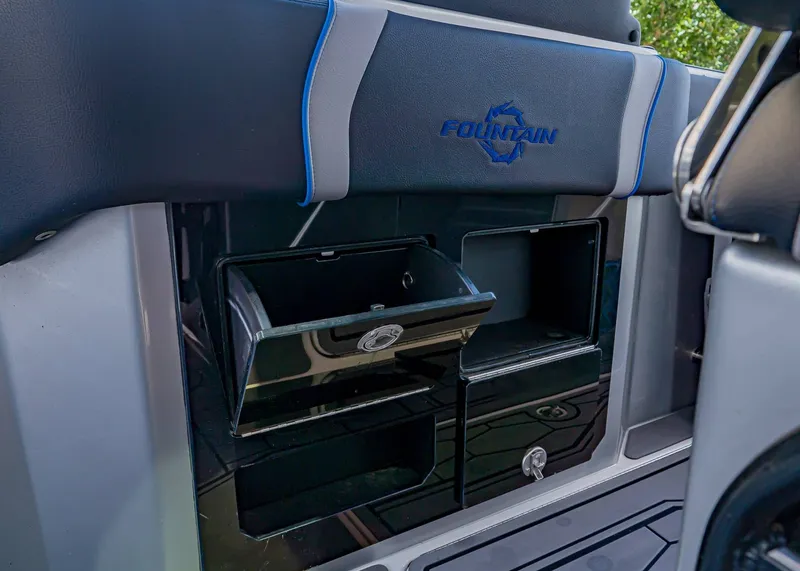 Slide: The Image of Fountain 38 SCX 2023 - 26