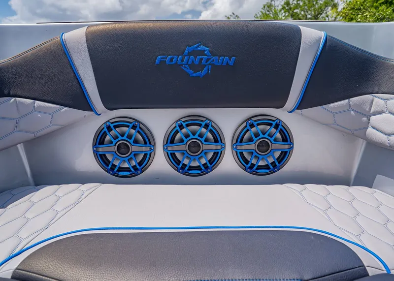 Slide: The Image of Fountain 38 SCX 2023 - 51