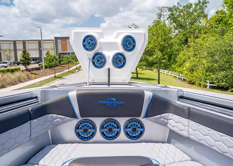 Slide: The Image of Fountain 38 SCX 2023 - 52