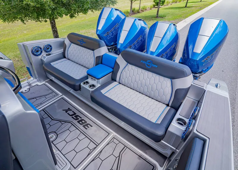 Slide: The Image of Fountain 38 SCX 2023 - 9