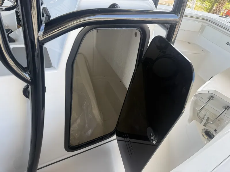 Slide: The Image of Sea Pro 222 Center Console 2026 - 11
