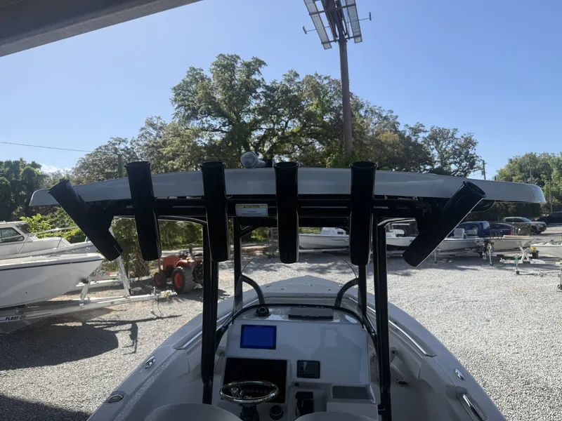Slide: The Image of Sea Pro 222 Center Console 2026 - 5