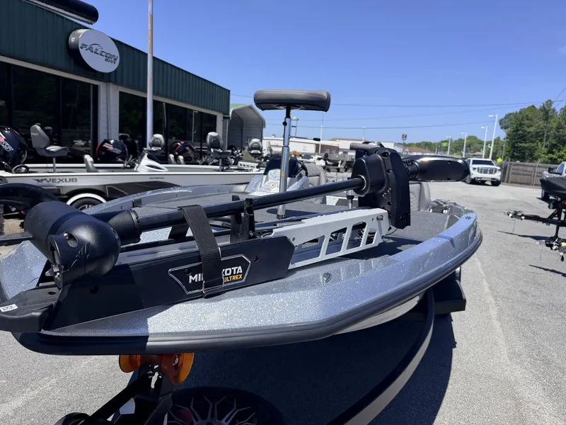 Slide: The Image of iKon Victory Series VLX20 boat with Minn Kota Ultrex motor, 2026 model. - 11