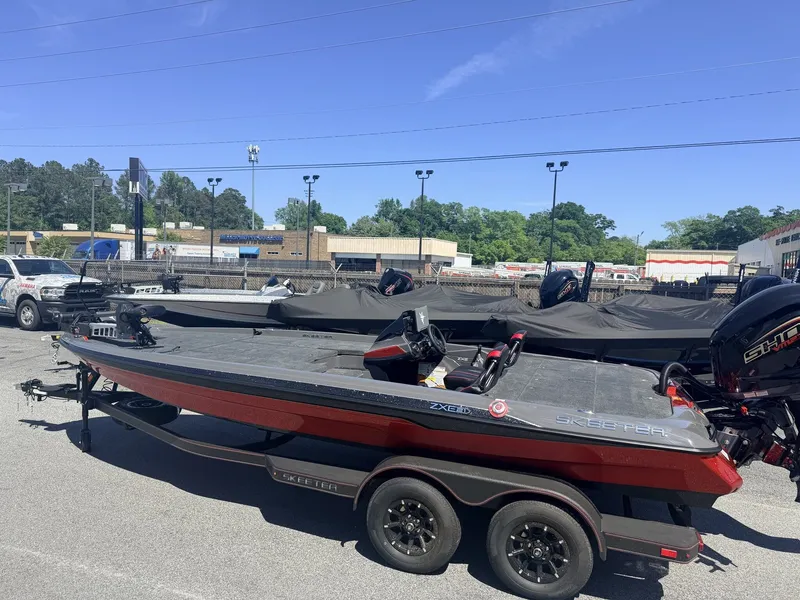 Slide: The Image of Skeeter ZXE21 SPECIAL COLOR OPTION! 2026 - 2