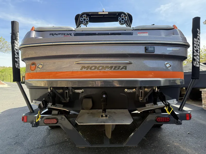 Slide: The Image of Moomba Mojo 2017 - 12